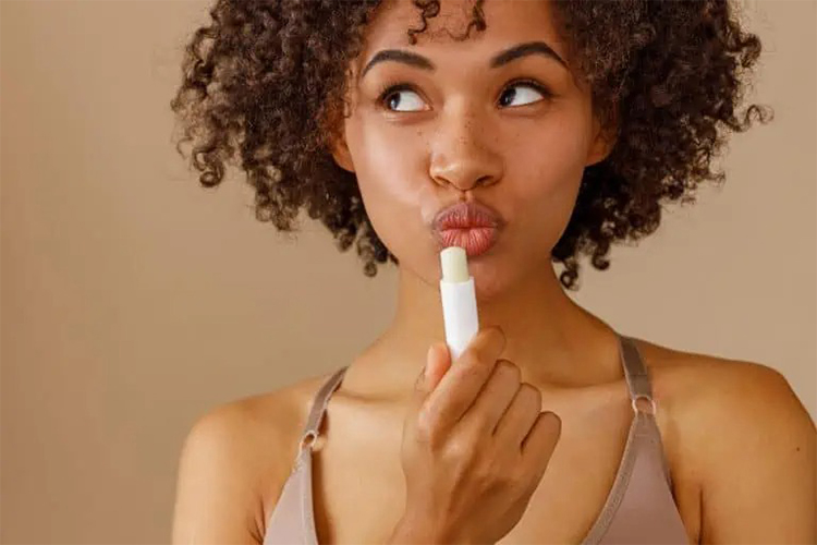 Discover the secrets of lip care for exquisite lips