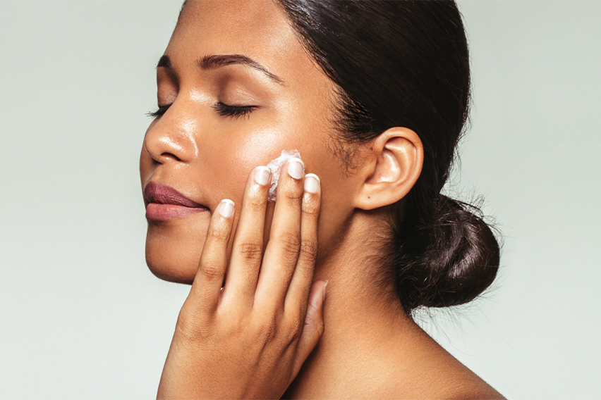 How to get moisturized skin like a star.