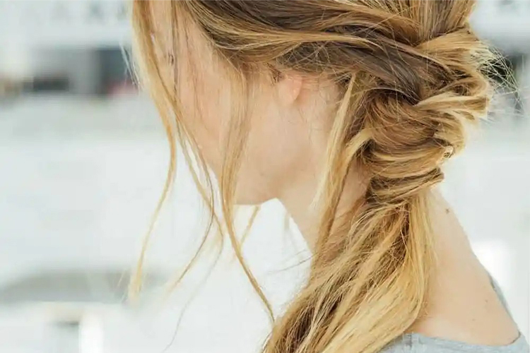 Quick and easy hairstyles for busy mornings.